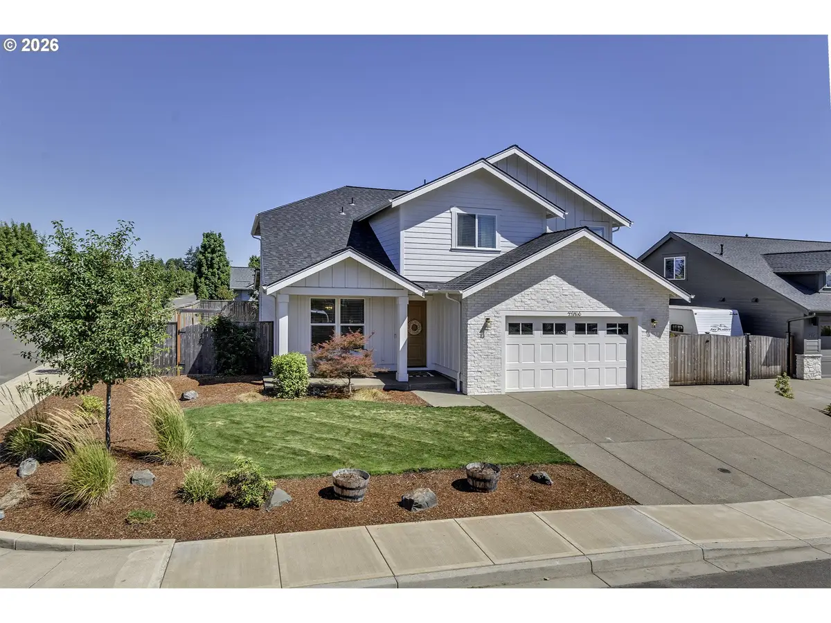 2106 SE Arrowwood Ave, Dallas, OR 97338 - #1