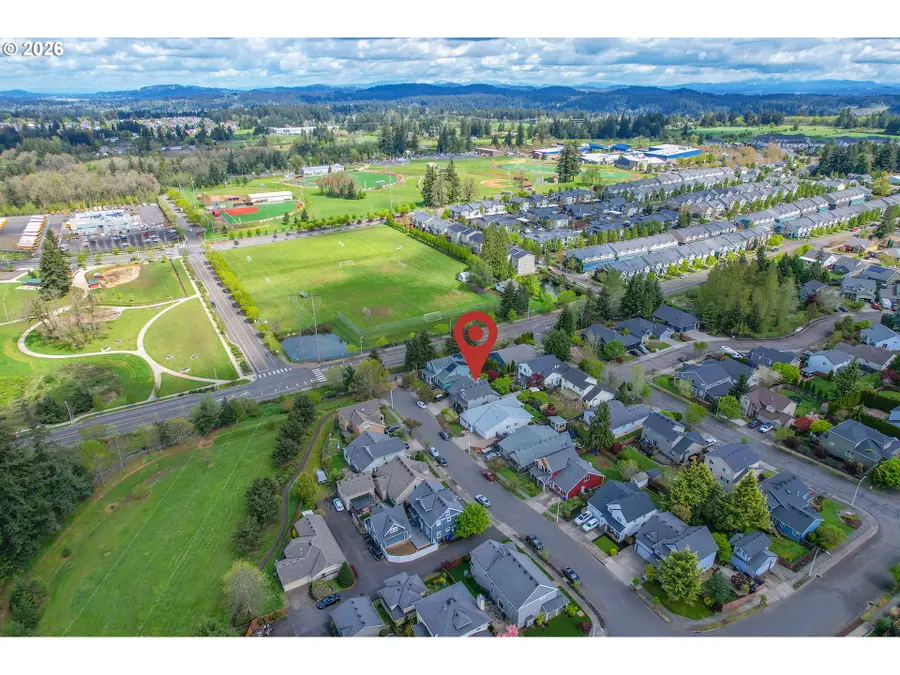 19998 Mossy Meadows Ave, Oregon City, OR 97045 - #3
