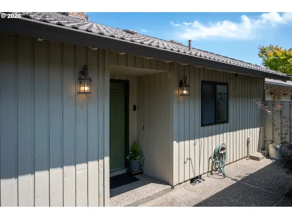 6296 Preakness Dr, WestLinn, OR 97068