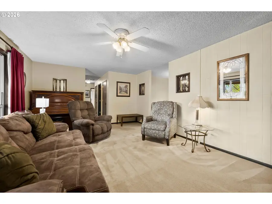 2407 NE Libby Pl, Bend, OR 97701 - #3