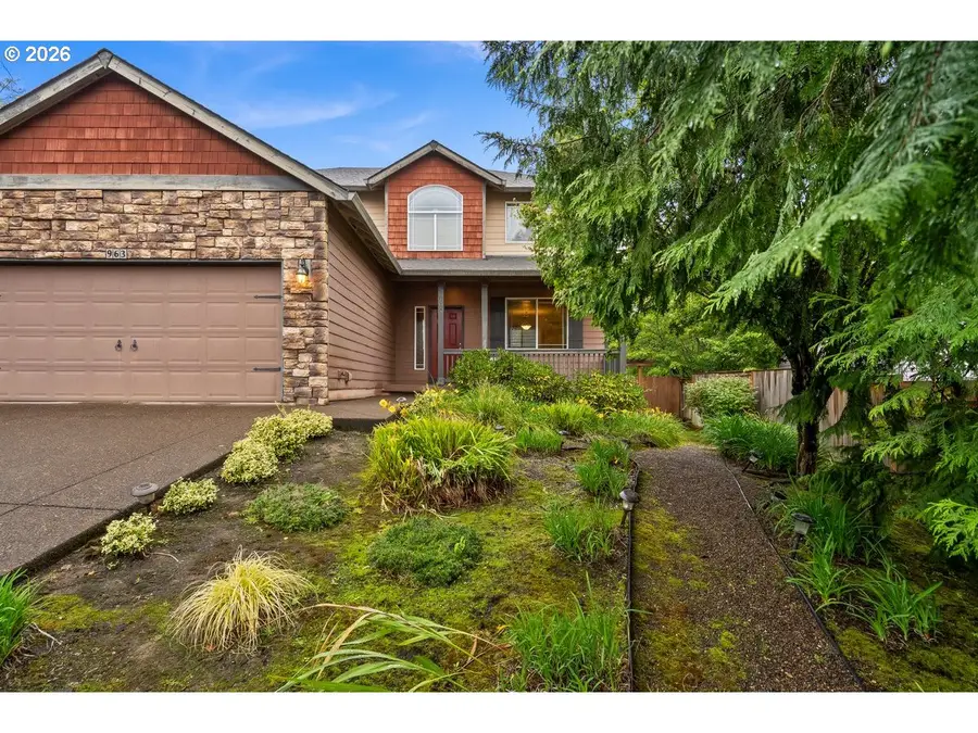 963 SW View Crest Dr, Dundee, OR 97115 - #3