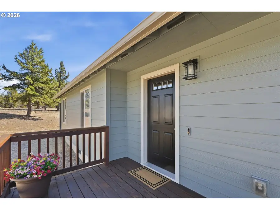 9550 SW Shad Rd, Terrebonne, OR 97760 - #2