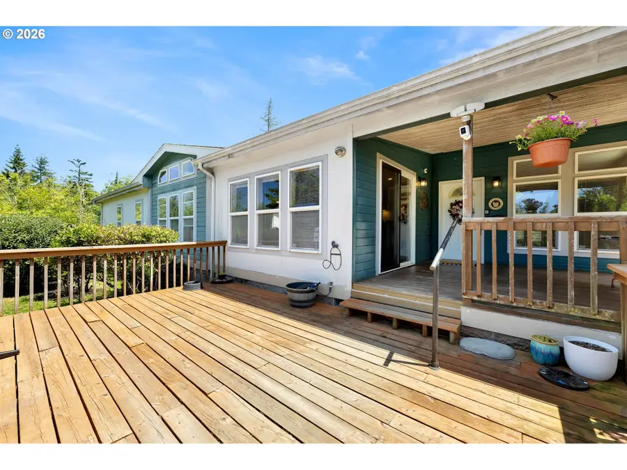 161 Rogers Rd, Kalama, WA 98625 - #3