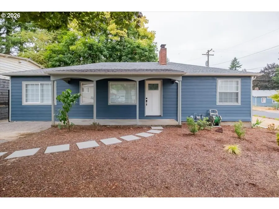 1009 SE 113th Ave, Portland, OR 97216 - #2
