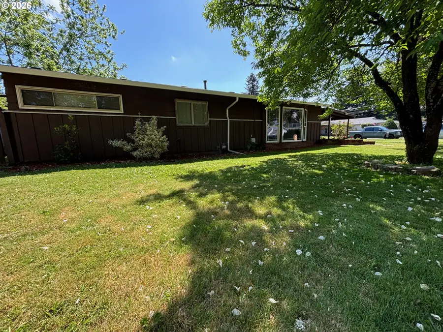 16800 SE Ivon St, Portland, OR 97236 - #3