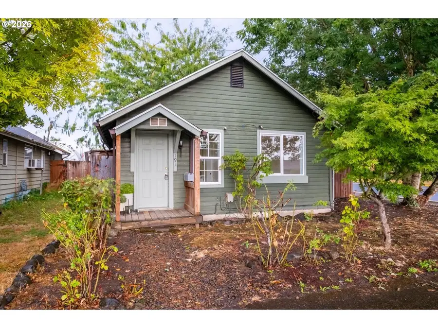 191 Catron St S, Monmouth, OR 97361 - #3
