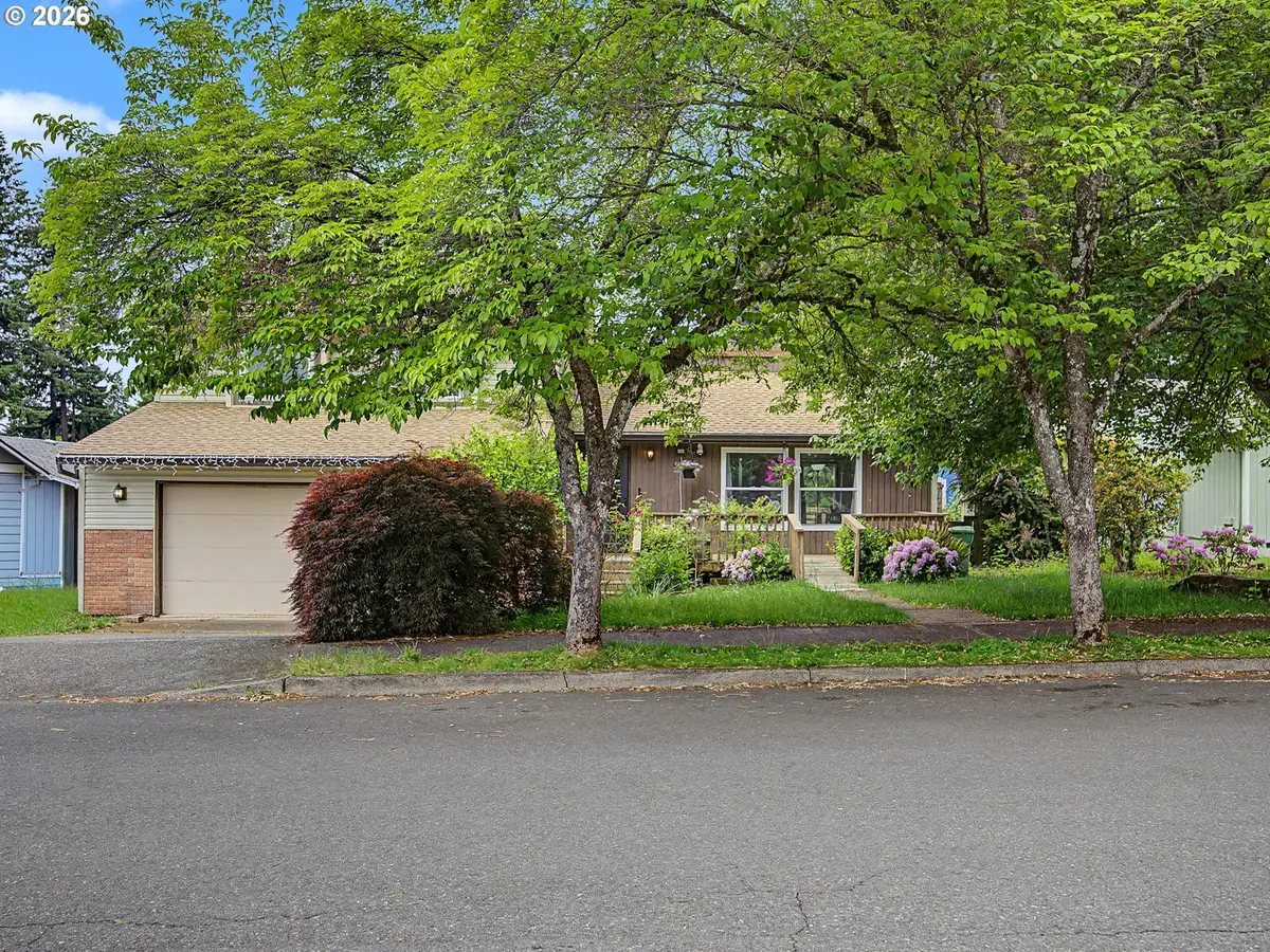 18015 Davis St, Sandy, OR 97055 - #1