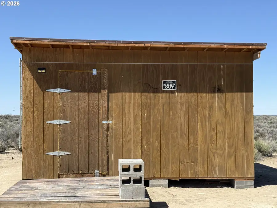 1500 Sams Way (lot 1500) Ln, Christmas Valley, OR 97641 - #2