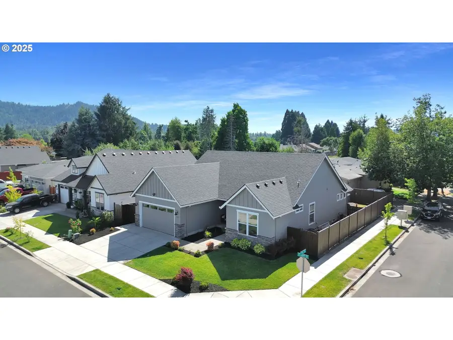 1004 S 46th St, Springfield, OR 97478 - Image #3