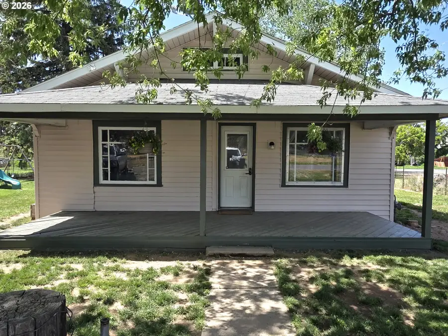 395 Center St, North Powder, OR 97867 - #3