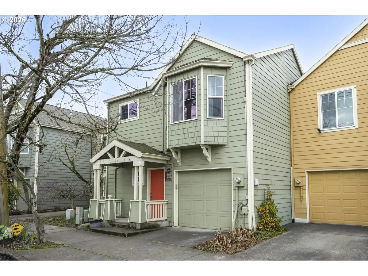 529 NE Russell St, Portland, OR 97212 - #1