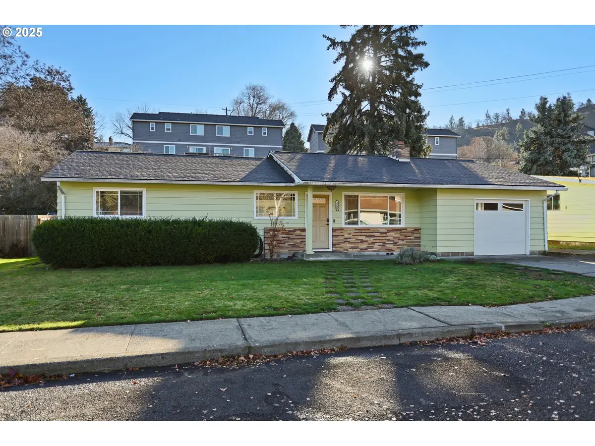 2500 Wright St, The Dalles, OR 97058 - Image #1