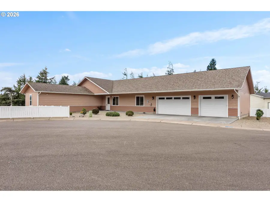 63404 Nathan Dr, Barview, OR 97420 - #2