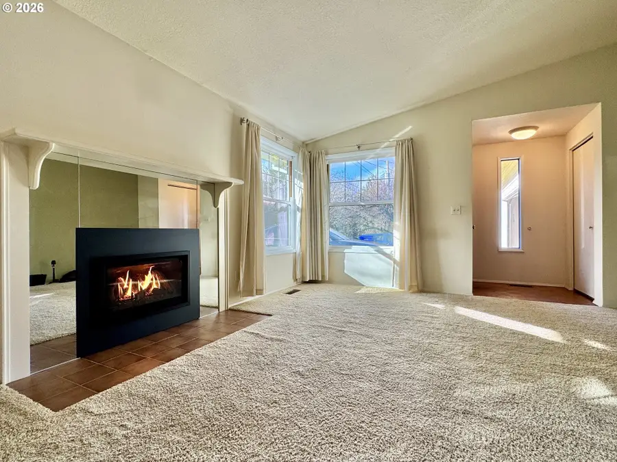 9530 SW 55th Ave Sw, Portland, OR 97219 - #3