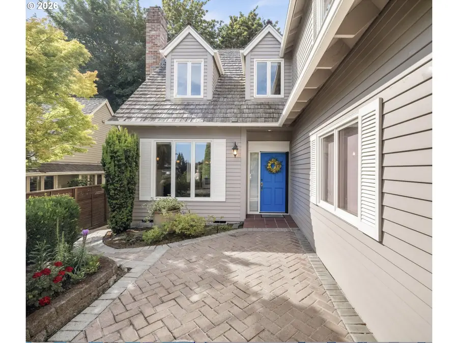 16419 Lexington Ct, Lake Oswego, OR 97034 - #3