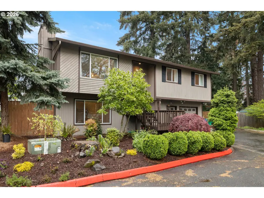 105 SE 165th Ave, Portland, OR 97233 - #2