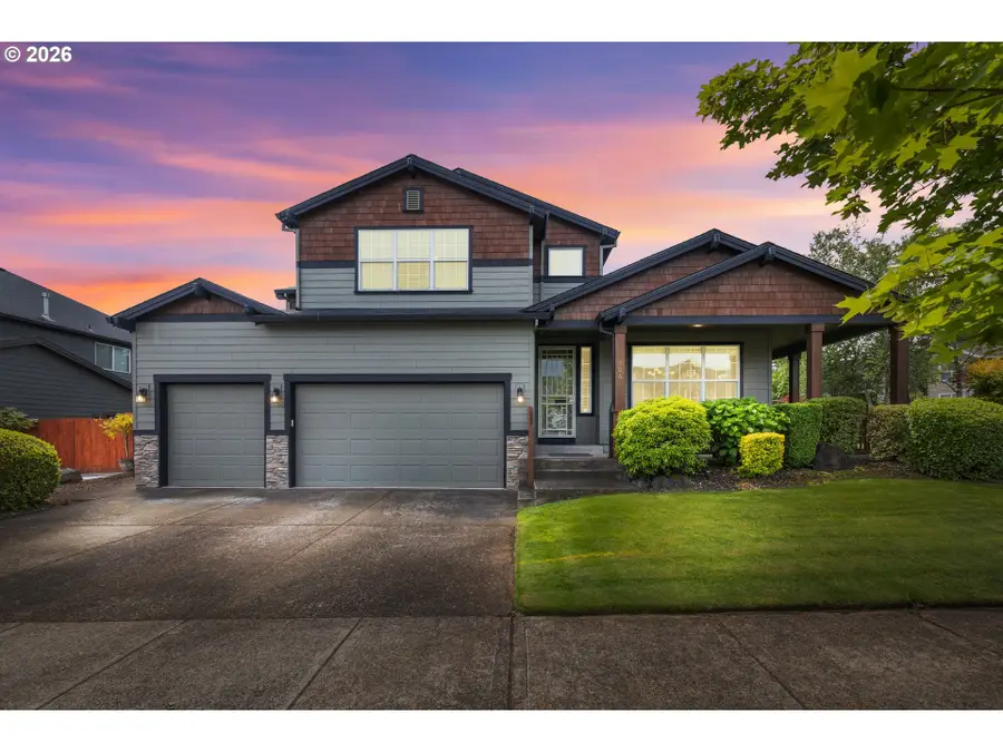 906 36th Pl, Forest Grove, OR 97116 - #3