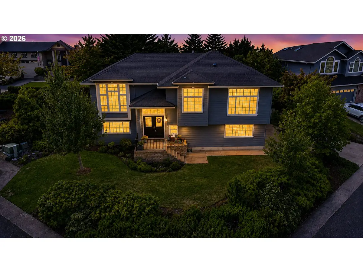 3387 Bentley Ave, Eugene, OR 97405 - #1