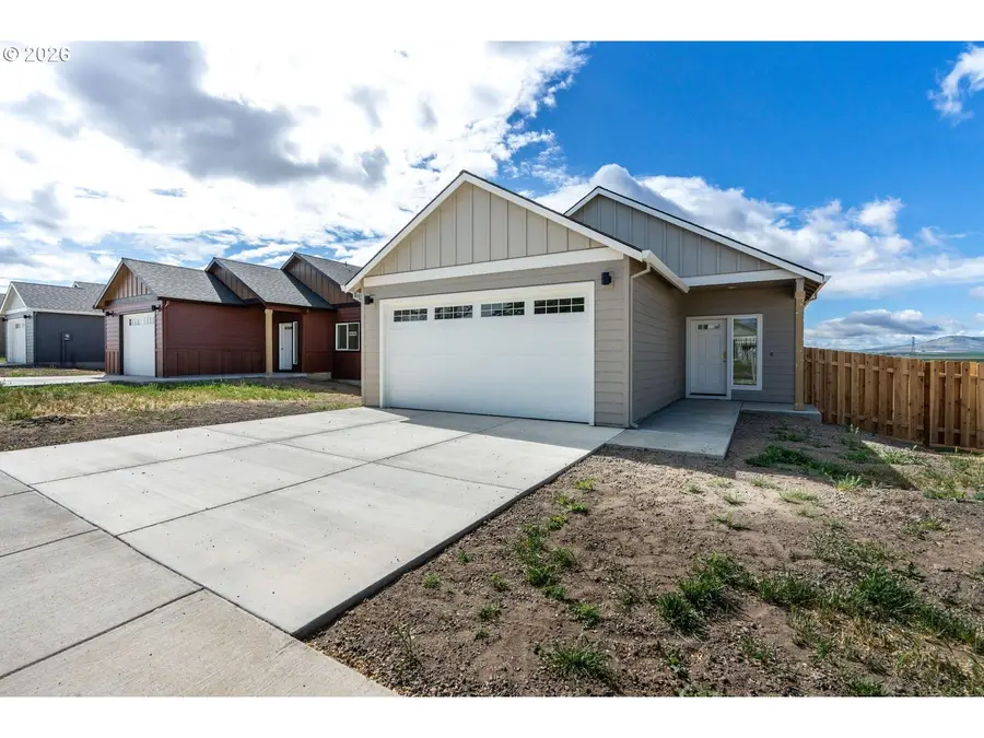 508 SW 6th St, Metolius, OR 97741 - #2