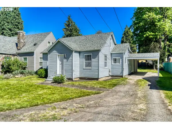 869 E St, Washougal, WA 98671