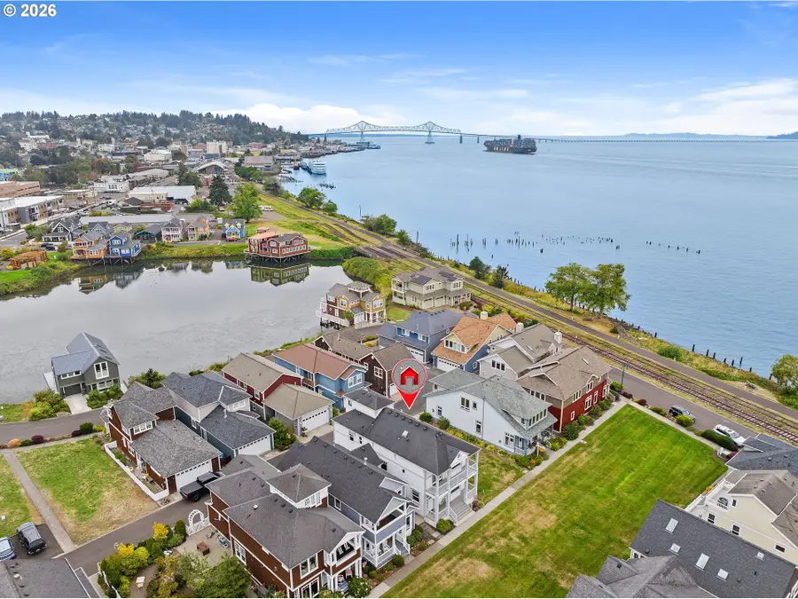 250 Round House Rd, Astoria, OR 97103 - #3