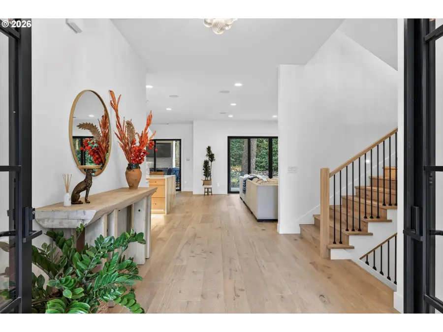 825 Ellis Ave, Lake Oswego, OR 97034 - #3