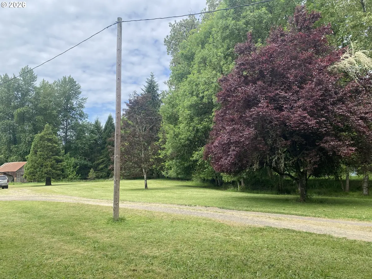38102 Queens Rd, Marcola, OR 97454 - #1