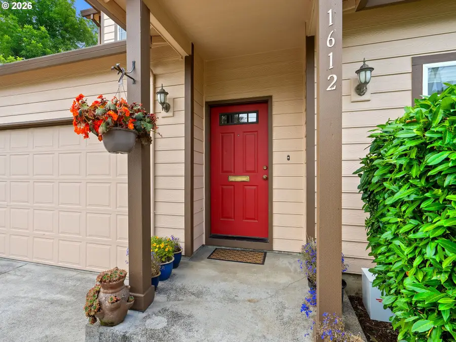 1612 NE Saratoga St, Portland, OR 97211 - #3