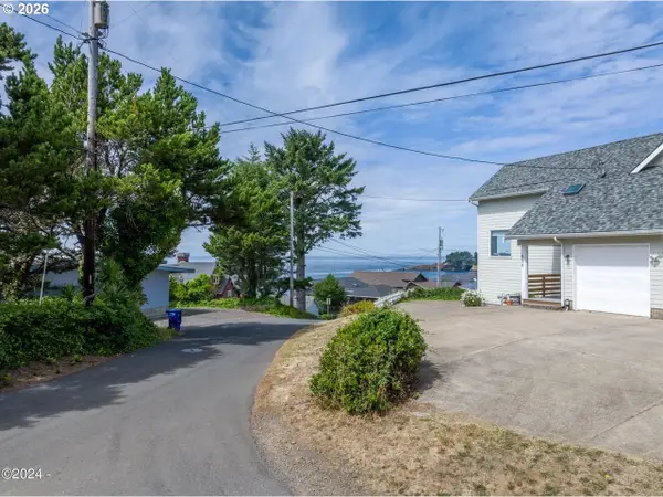 N Coast Ave #5000, DepoeBay, OR 97341