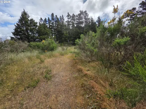 Highway 101, Florence, OR 97439