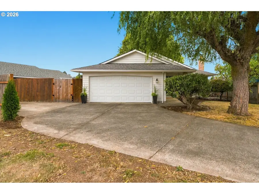 1424 SW 209th Ave, Beaverton, OR 97003 - #3