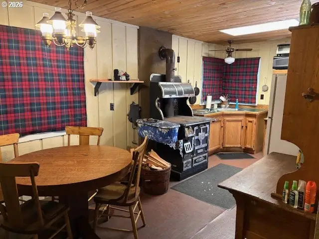 22745 Highway 58, Crescentlake, OR 97733 - #3