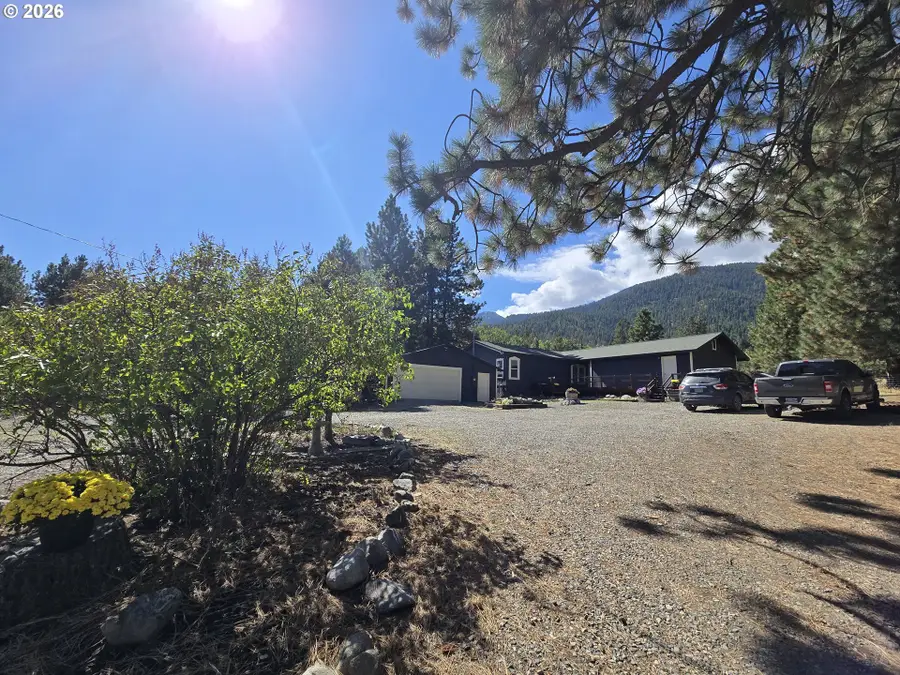 14266 Pine Creek Ln, Wingville Haines, OR 97814 - #2
