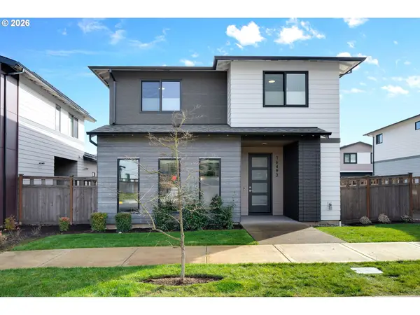 16492 SE Silver Creek Falls Dr, HappyValley, OR 97086