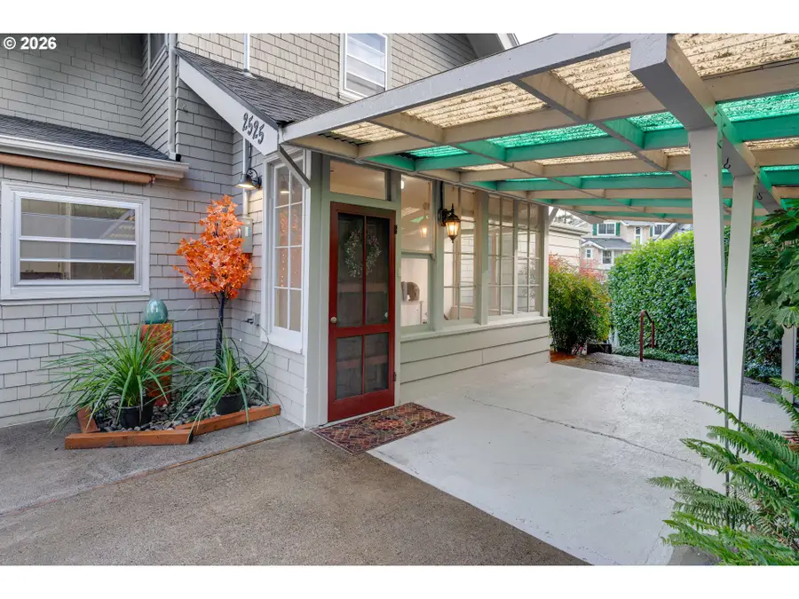 2525 SW Hume Ct, Portland, OR 97219 - Image #3