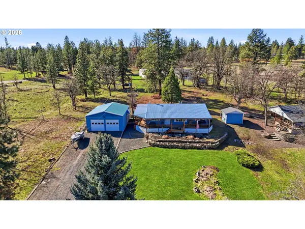 226 S Oak Rd, TyghValley, OR 97063