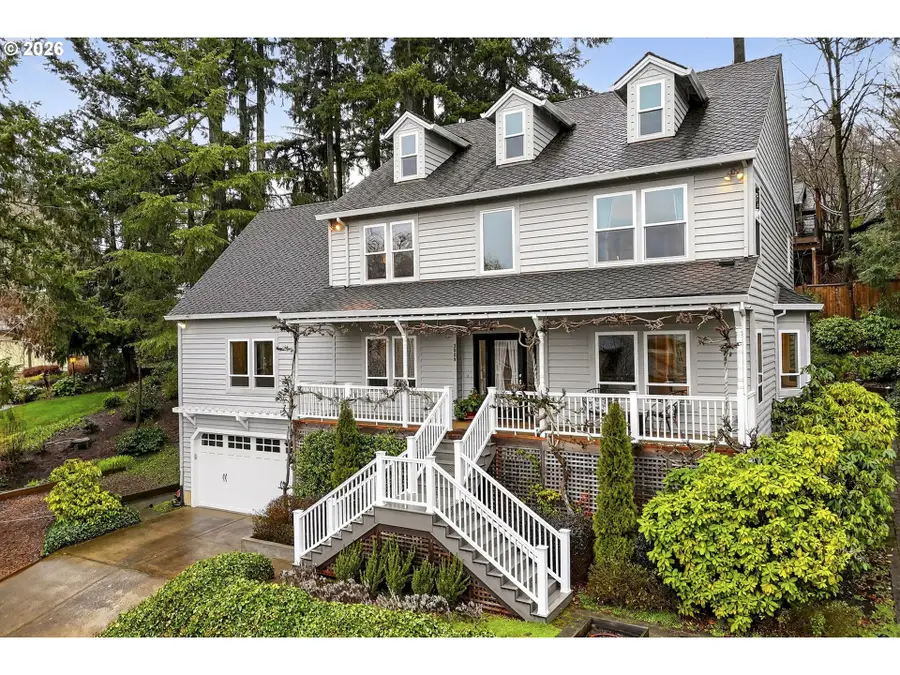 3009 SW Dickinson St, Portland, OR 97219 - #2