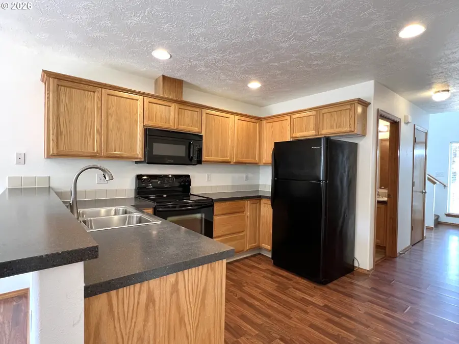 1022 SW 2nd Way, Troutdale, OR 97060 - #2