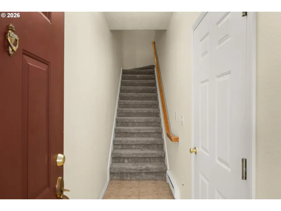 1231 NE Horizon Loop #208, Hillsboro, OR 97124 - Image #3