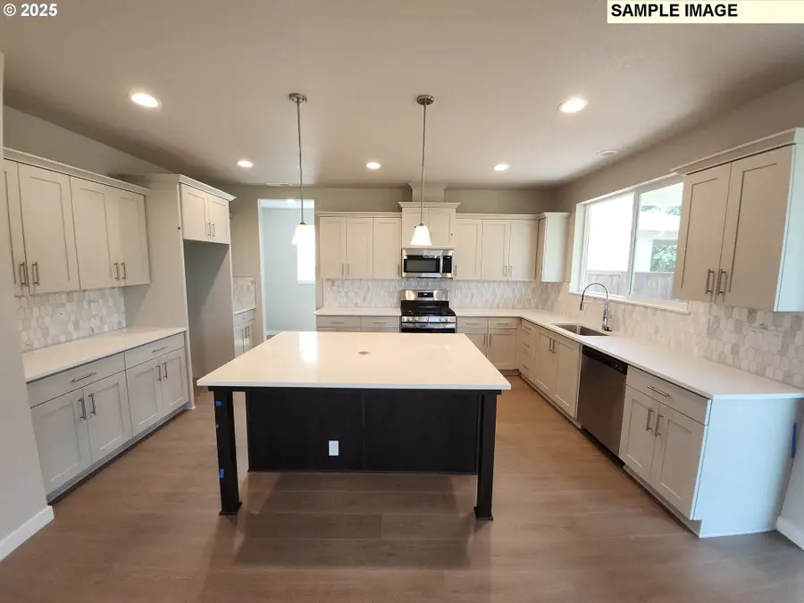 792 Magnolia Ave #51, Woodburn, OR 97071 - Image #3