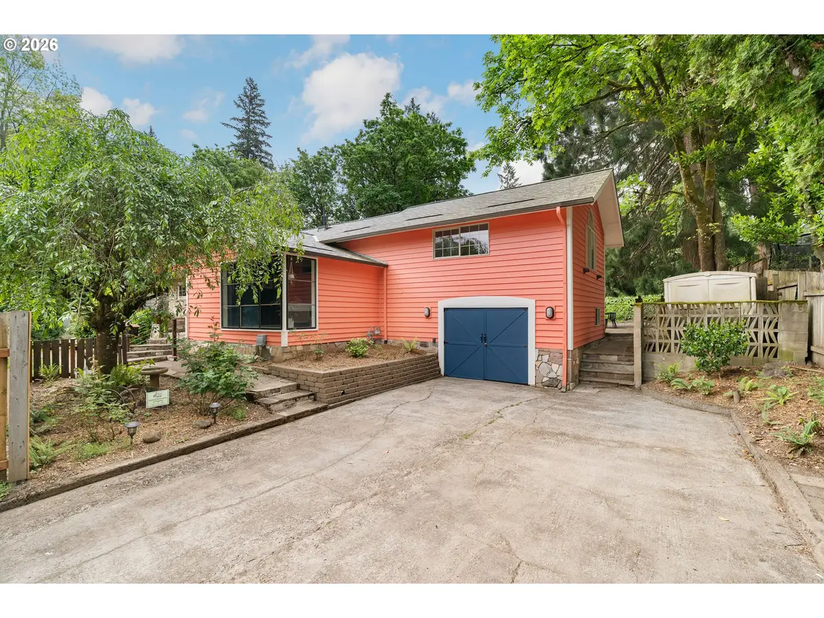 5010 SW Maplewood Rd, Portland, OR 97219 - #1
