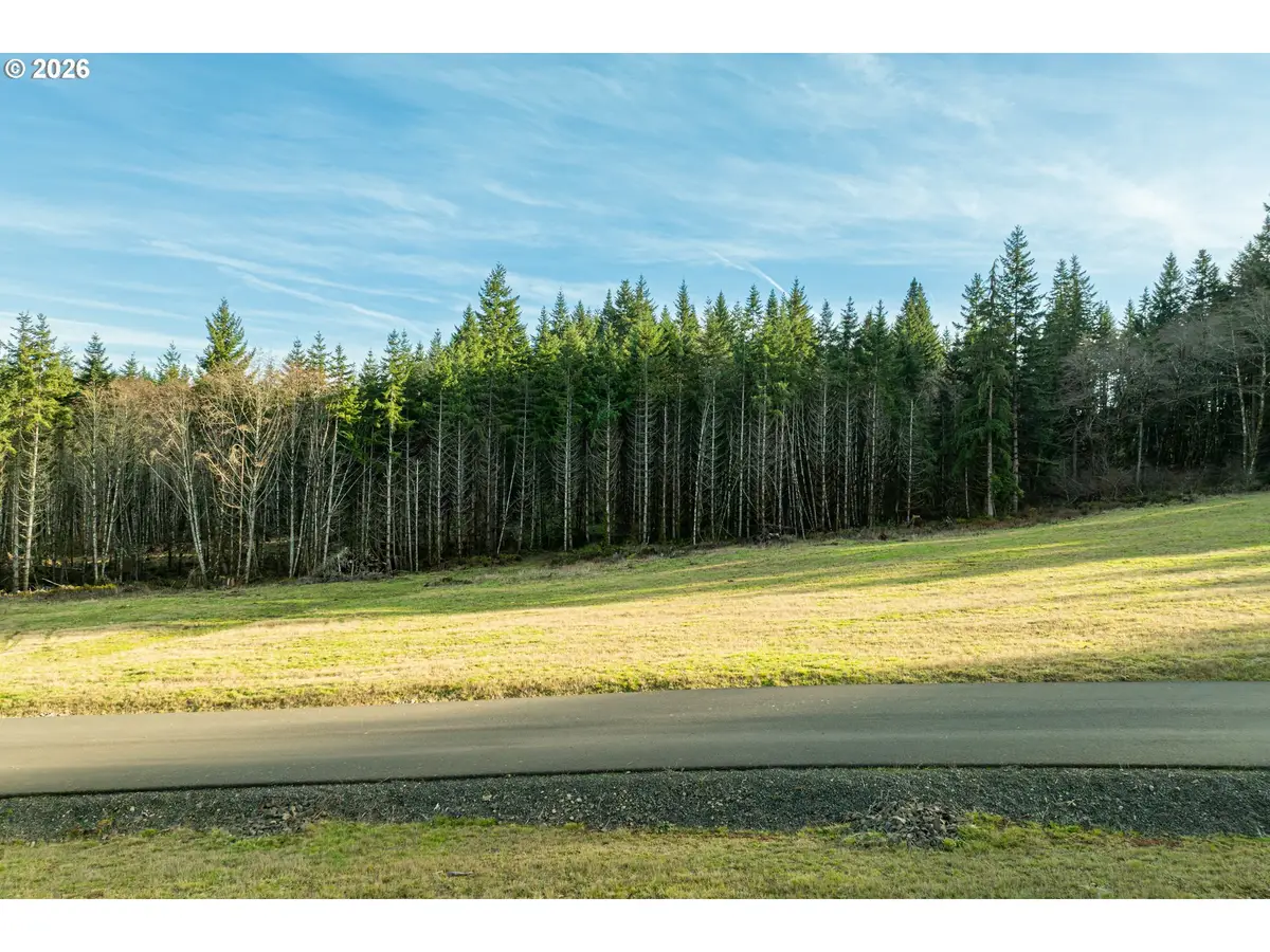 Silverwood Dr #C2, Castle Rock, WA 98611 - #1