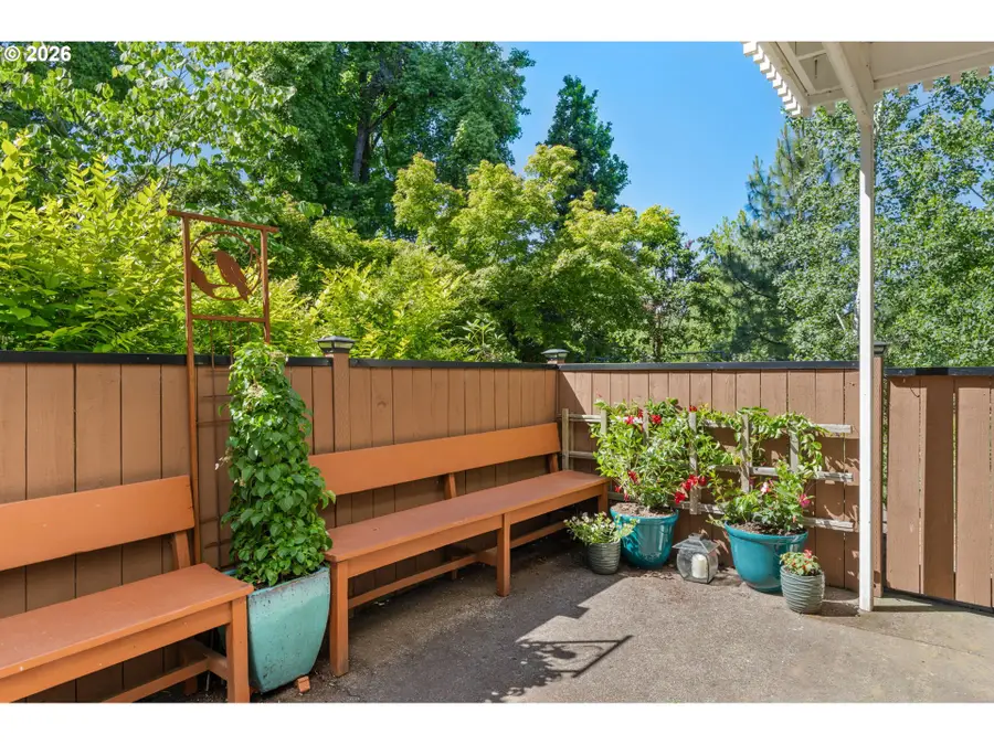 2187 W 15th Ct, Eugene, OR 97402 - #2