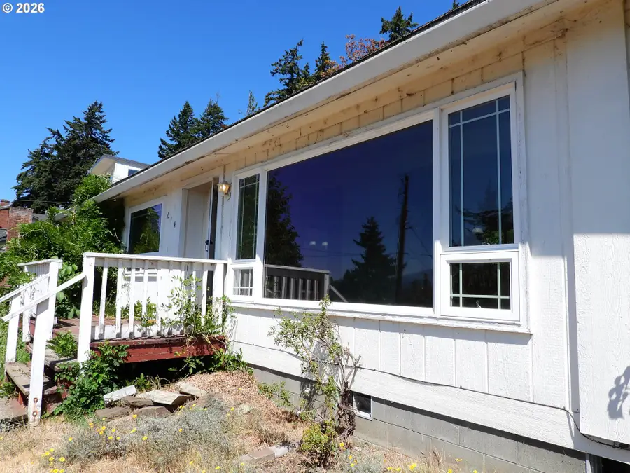 614 Vine St, White Salmon, WA 98672 - #3
