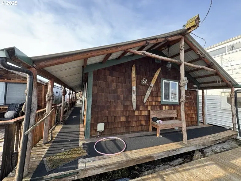 2901 NE Marine Dr. #A19, Portland, OR 97211 - Image #2