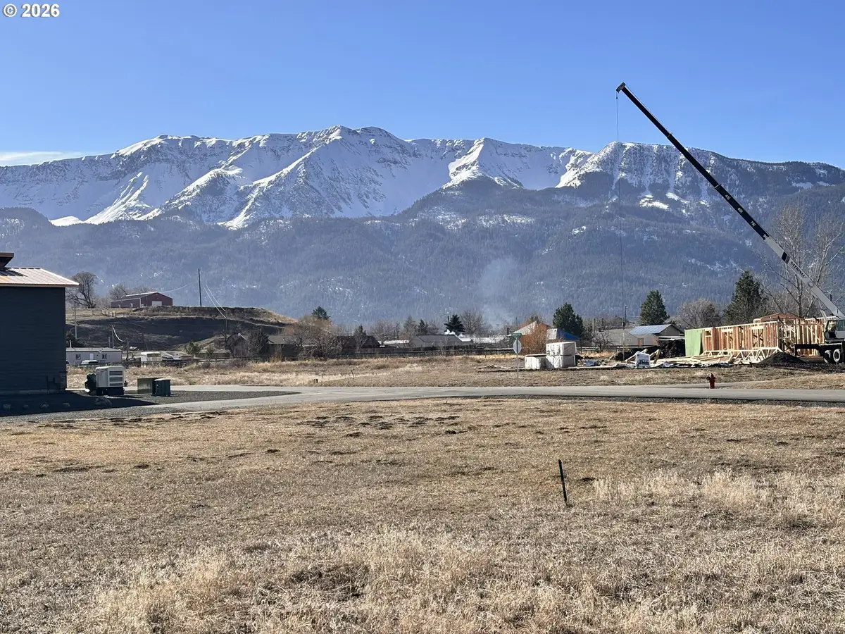 602 N Simeon St, Joseph, OR 97846 - #1