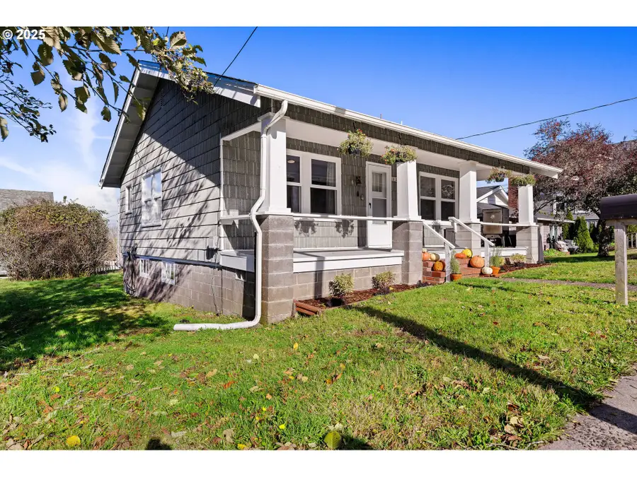 3318 Franklin Ave, Astoria, OR 97103 - Image #3