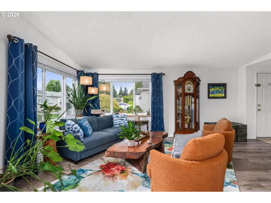 4055 Royal Ave, Eugene, OR 97402 - #3