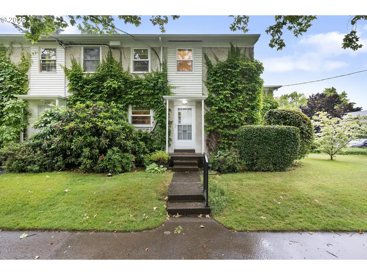 6810 NE Hancock St, Portland, OR 97213 - #1