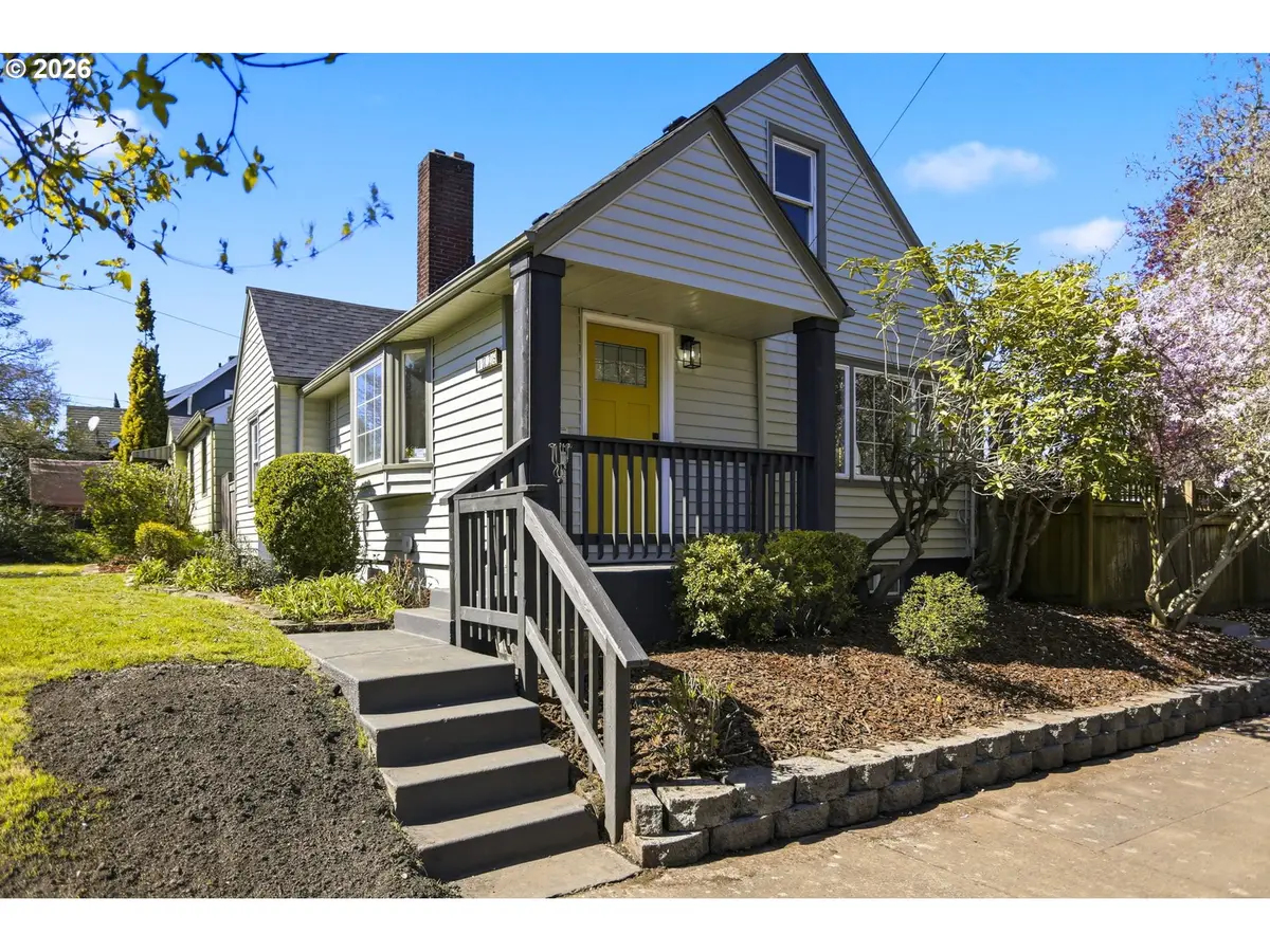 1775 NE Holman St, Portland, OR 97211 - #1